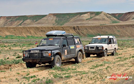 Путешествие по Казахстану на Nissan Patrol Y60, Land Rover Discovery I